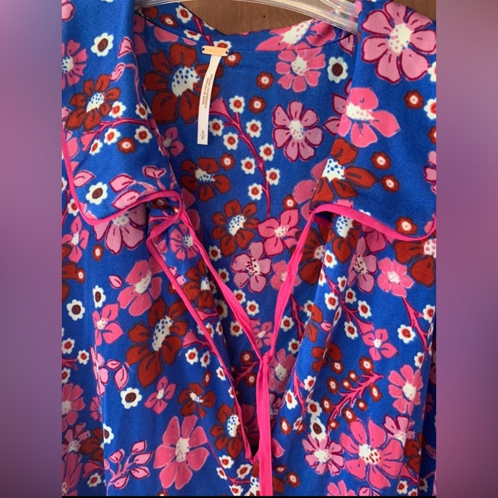 Free People satiny dress. NWT! Flirty and fun! - Picture 4 of 10